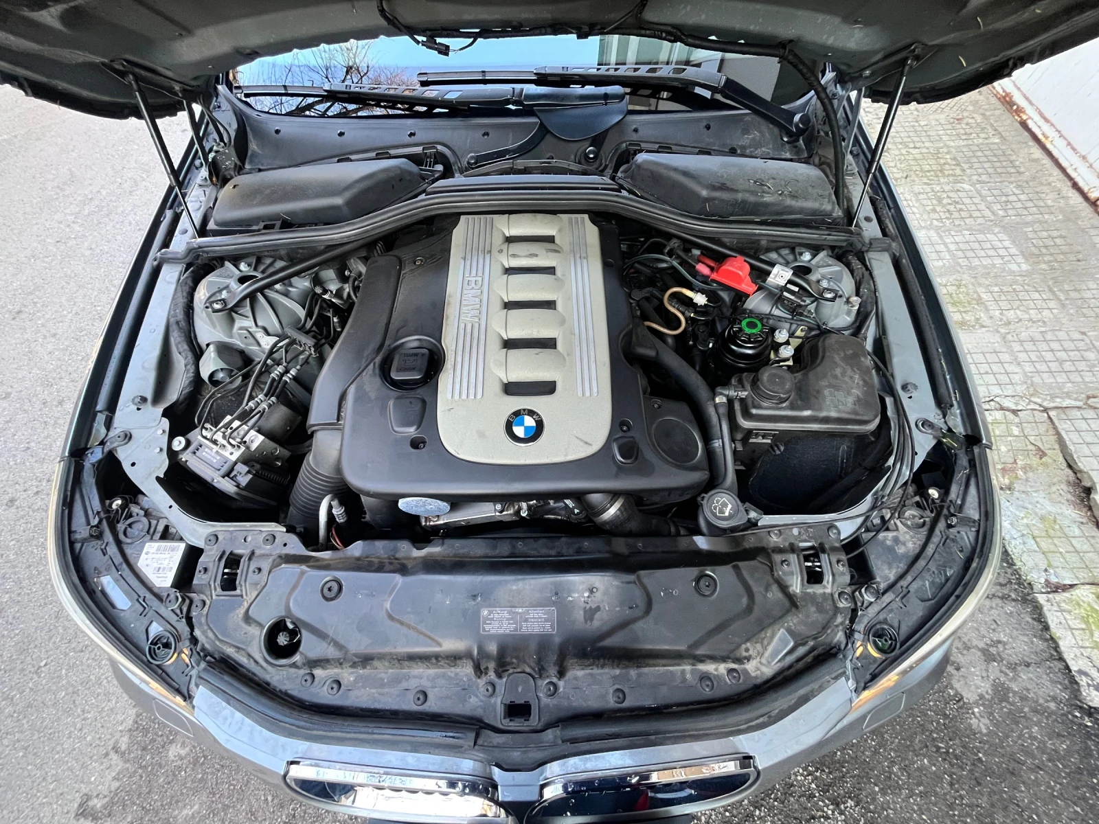BMW 530 E61, снимка 8 - Автомобили и джипове - 55994351