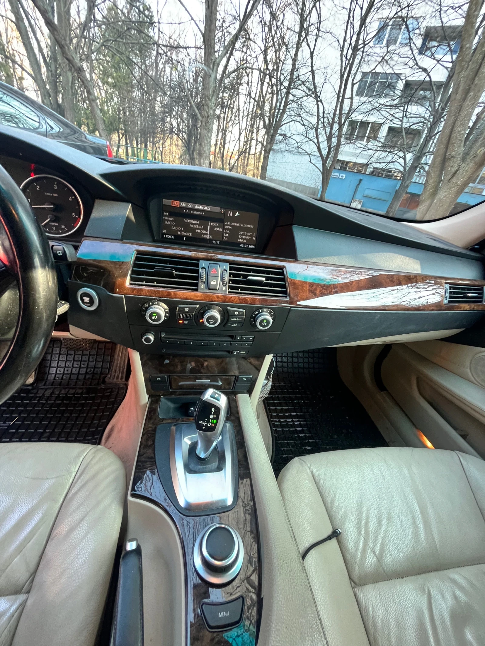 BMW 530 E61, снимка 11 - Автомобили и джипове - 55994351