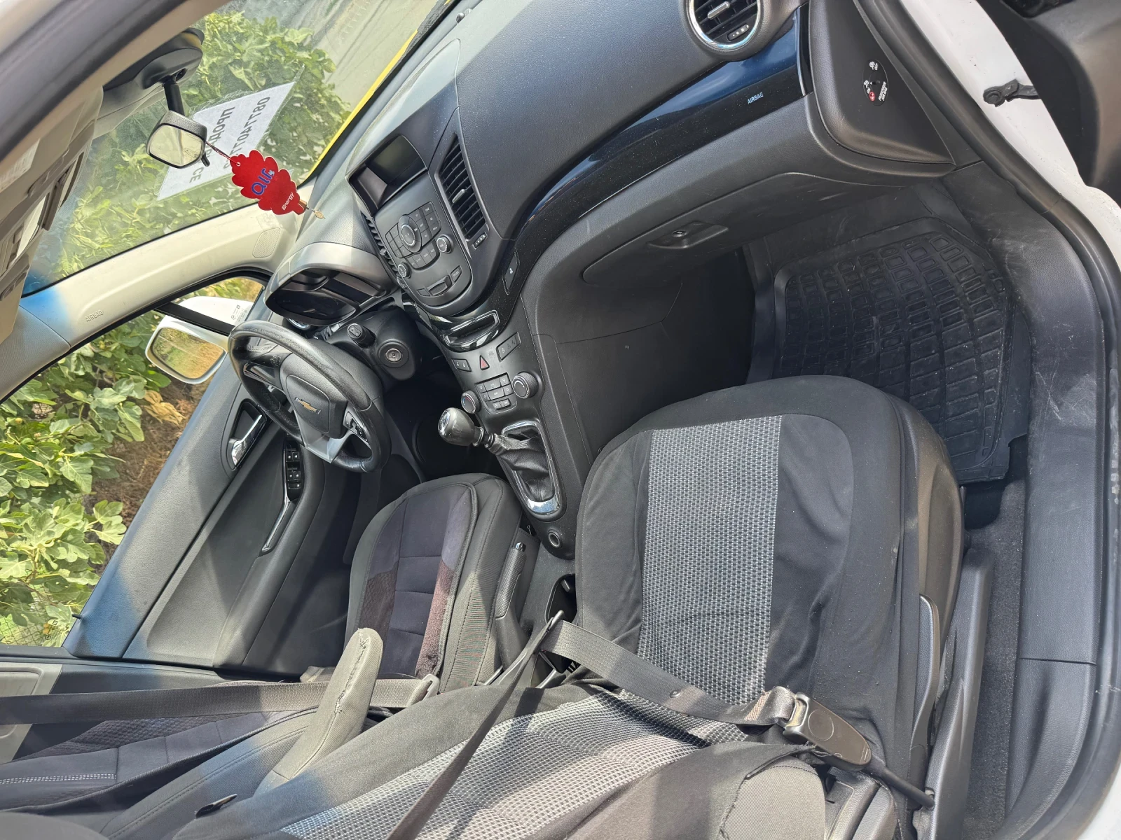 Chevrolet Orlando, снимка 14 - Автомобили и джипове - 56224308