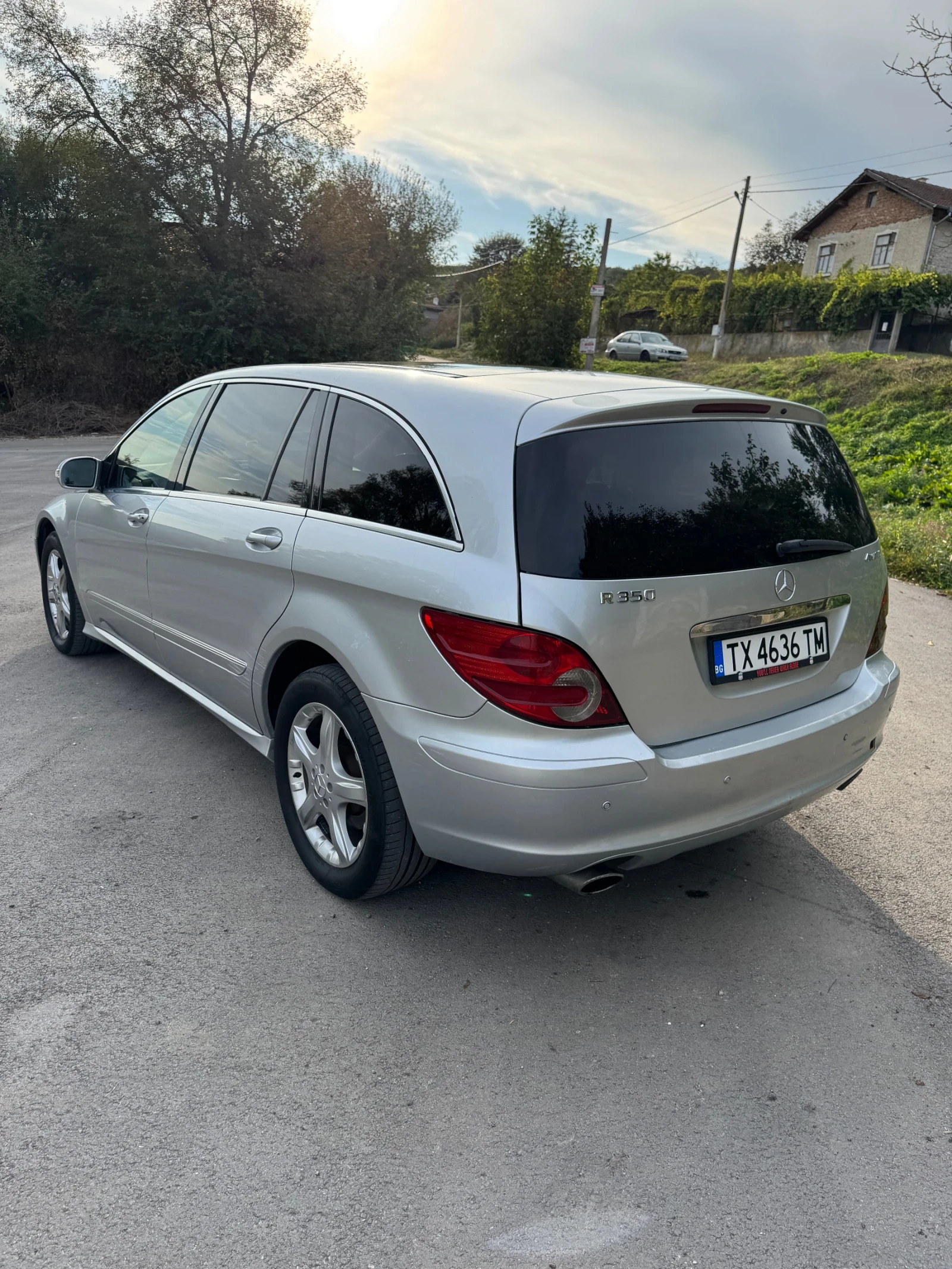Mercedes-Benz R 350, снимка 2 - Автомобили и джипове - 56232124
