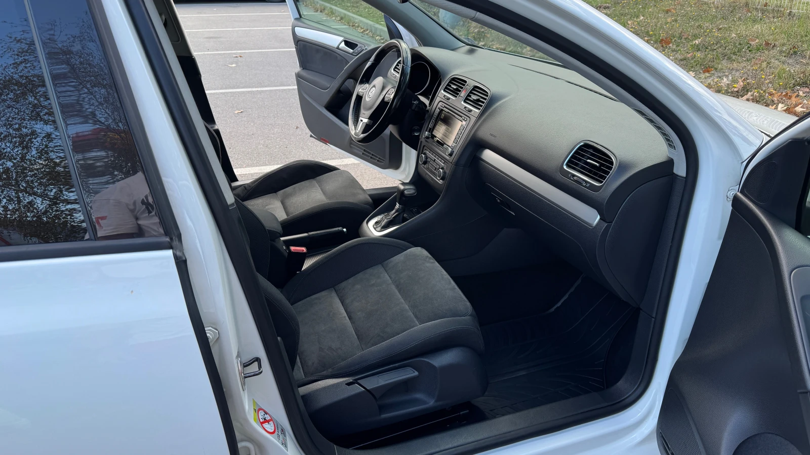 VW Golf 2.0 TDI , снимка 13 - Автомобили и джипове - 56646801