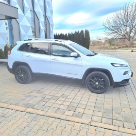 Jeep Cherokee 2.2 4�4 200�� | Mobile.bg � ����� ������ 10
