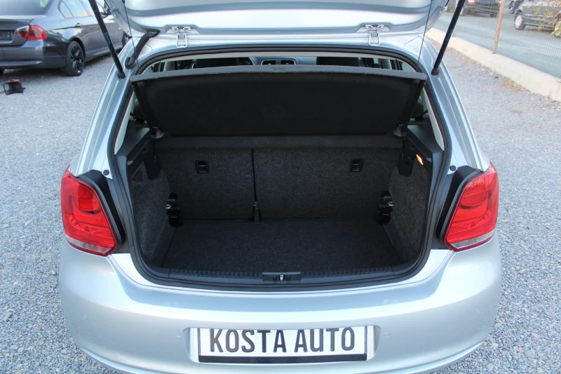 VW Polo  КАТО НОВА 1.4, снимка 16 - Автомобили и джипове - 49158542