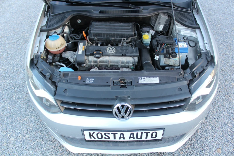 VW Polo  КАТО НОВА 1.4, снимка 17 - Автомобили и джипове - 49158542