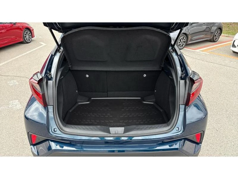 Toyota C-HR 1.8 HSD CLUB, снимка 10 - Автомобили и джипове - 54132665