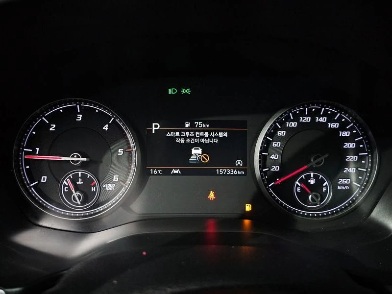 Hyundai Santa fe Diesel 2.2 4WD| 202к.с.| ВКЛ.ТЕХНОТЕСТ, снимка 8 - Автомобили и джипове - 55709098