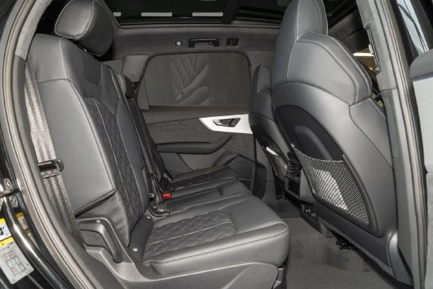 Audi SQ7 Quattro = NEW = Гаранция, снимка 11 - Автомобили и джипове - 56199378