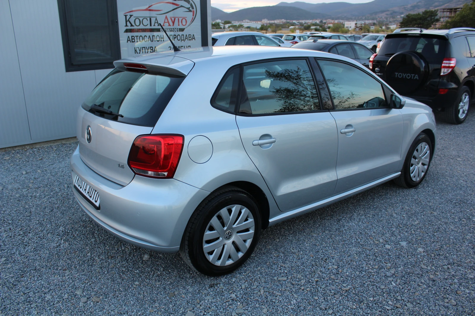 VW Polo  КАТО НОВА 1.4 - изображение 3