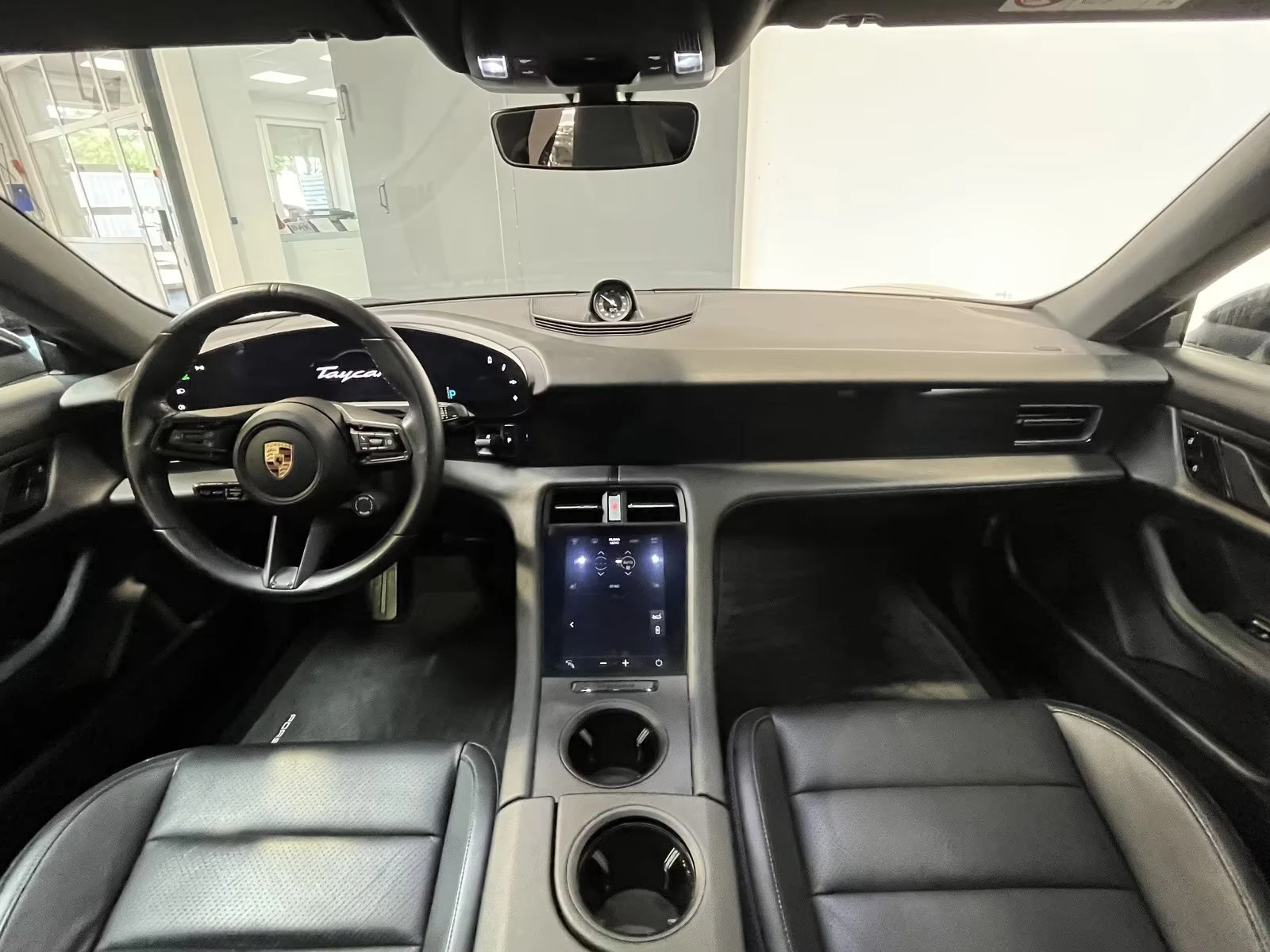 Porsche Macan CHRONO-PACK/381HP/PANO/SPORT/112D - изображение 5