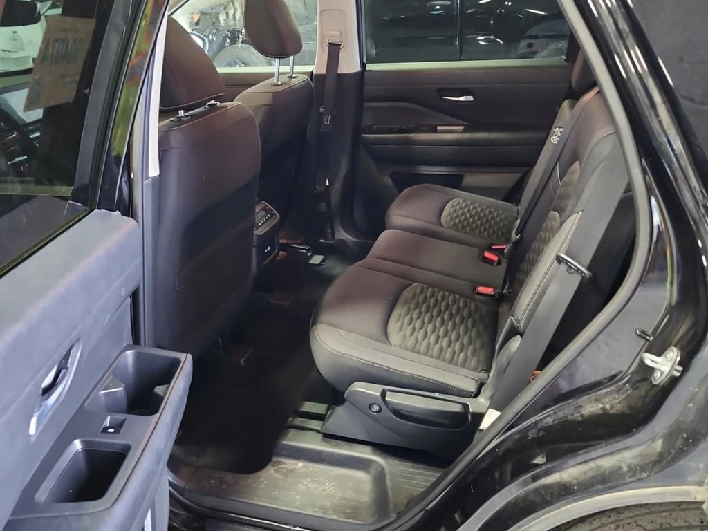 Nissan Pathfinder * SV * CARFAX *    | Mobile.bg   12