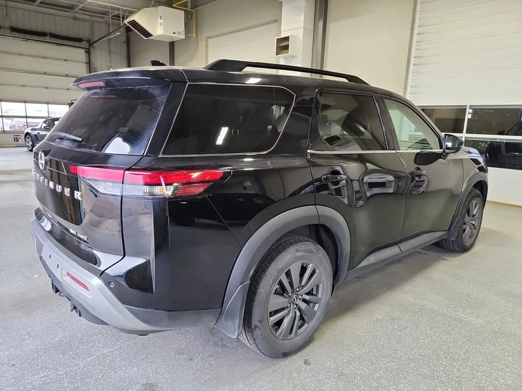 Nissan Pathfinder * SV * CARFAX *    | Mobile.bg   3