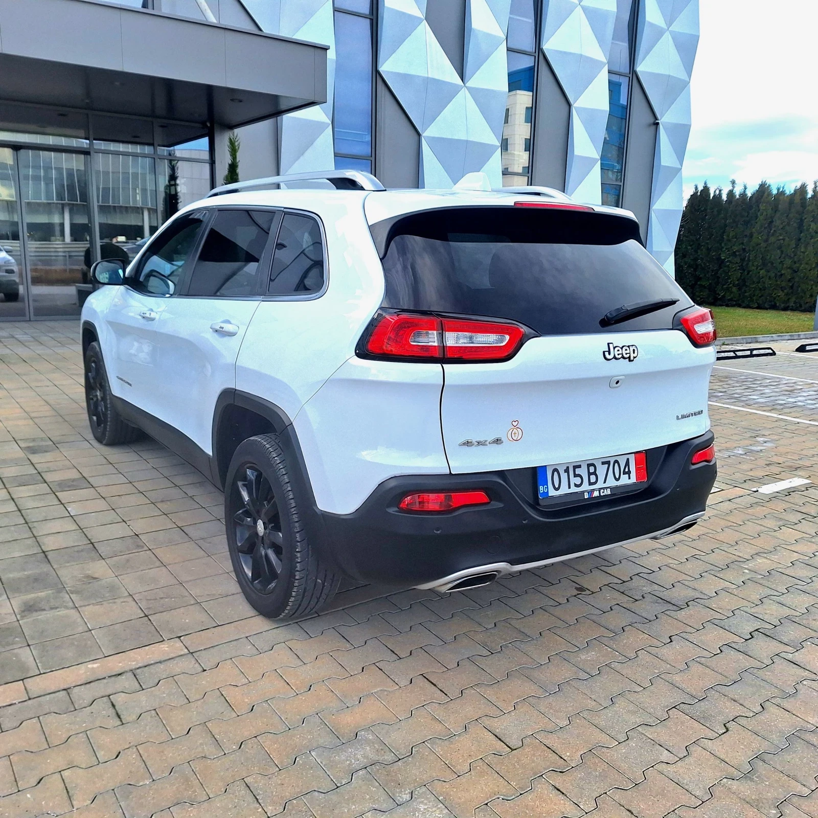 Jeep Cherokee 2.2 4�4 200�� | Mobile.bg � ����������� 6