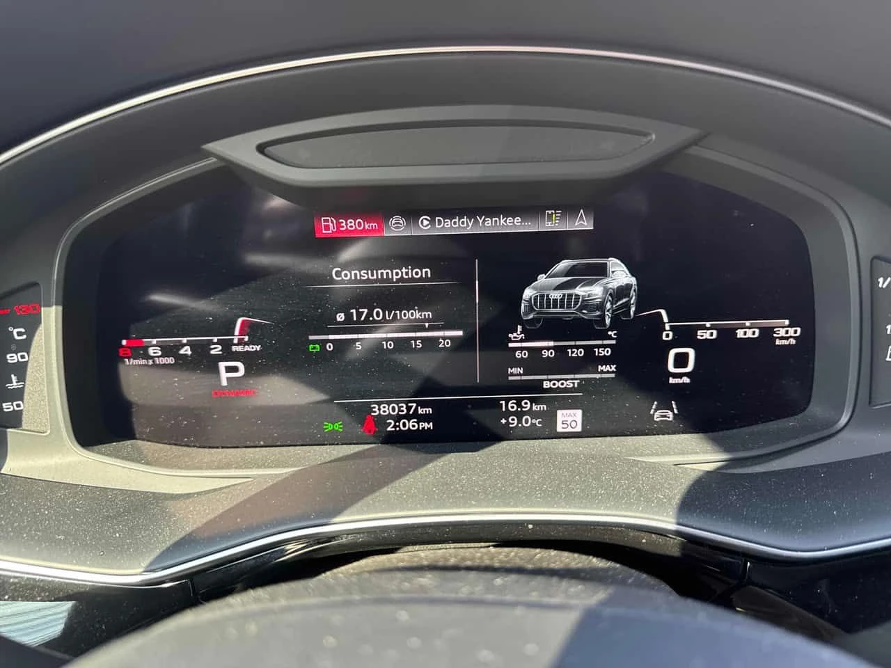 Audi SQ8 * ДИСТРОНИК * 360 * ОБДУХВАНЕ * CARPLAY - изображение 8