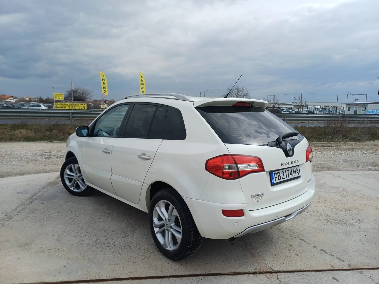 Renault Koleos 2.0 DCI 150к.с.-  4х4, КОЖА, НАВИГАЦИЯ, снимка 3 - Автомобили и джипове - 53931723
