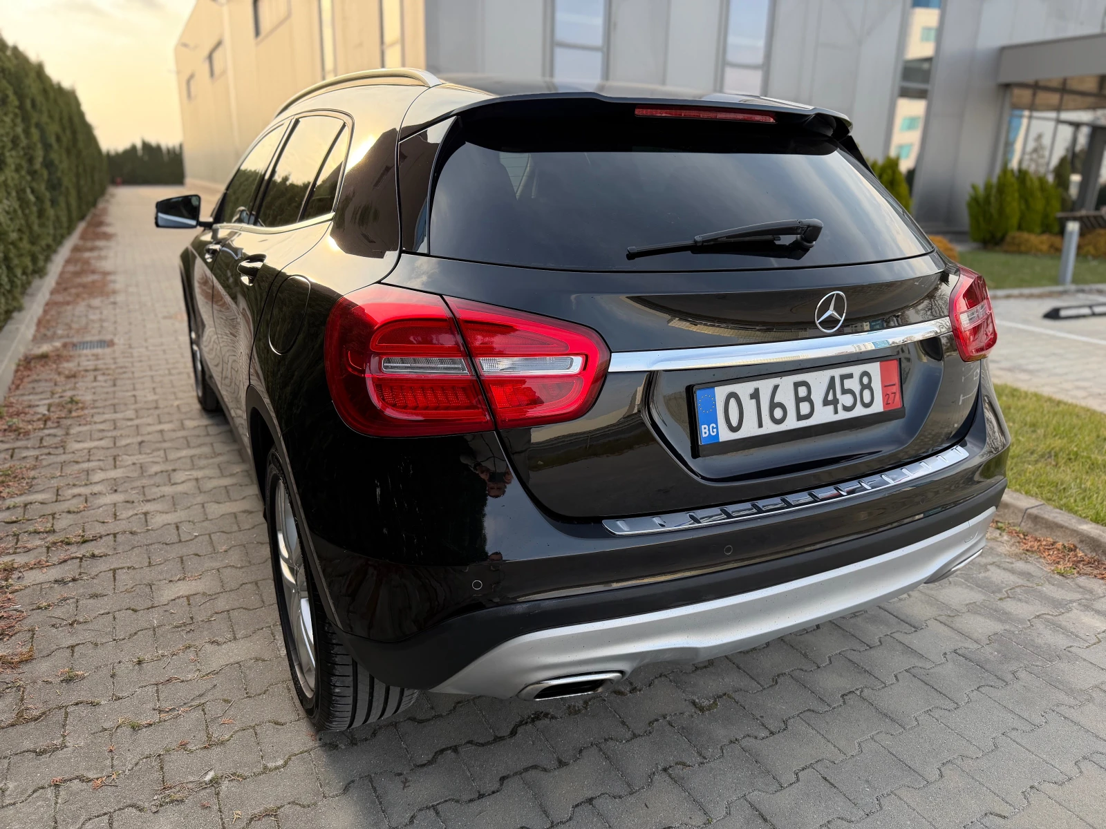 Mercedes-Benz GLA 220 220CDI LED 4MATIC NAVI AUTOMATIC, снимка 8 - Автомобили и джипове - 53939939