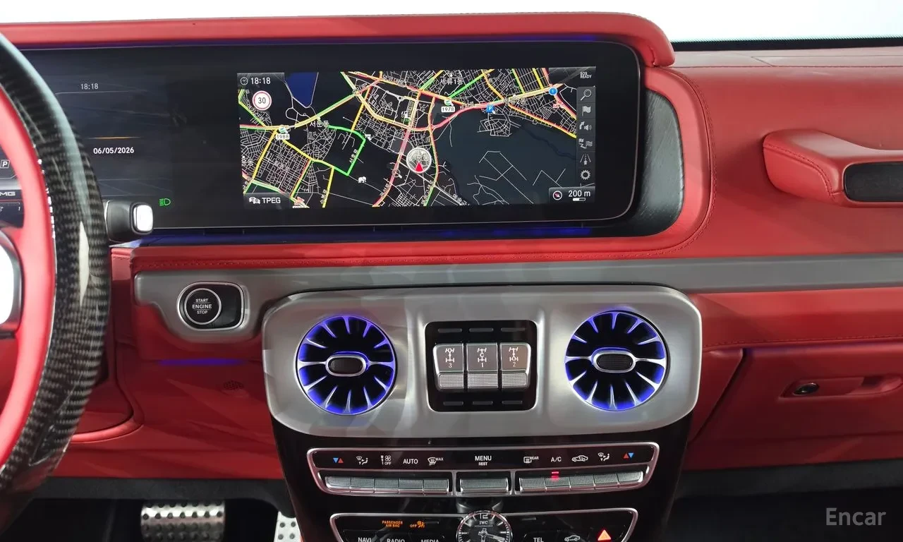 Mercedes-Benz G 63 AMG Burmester  3D* manufaktur Interior, снимка 10 - Автомобили и джипове - 54942306