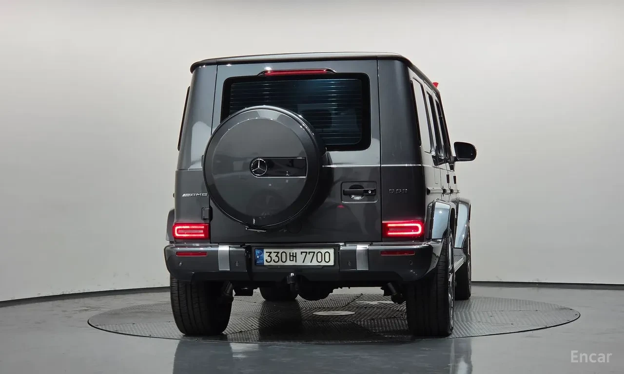 Mercedes-Benz G 63 AMG Burmester  3D* manufaktur Interior, снимка 4 - Автомобили и джипове - 54942306