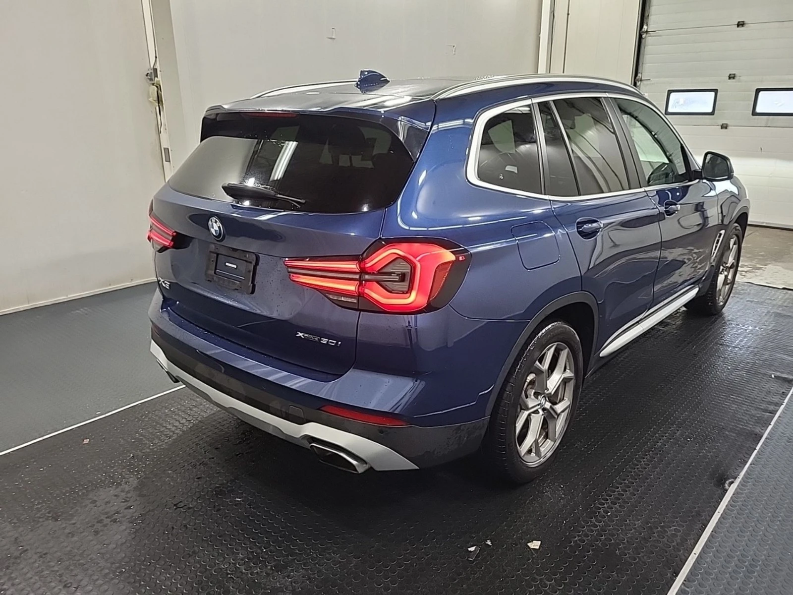 BMW X3 XDRIVE30I - DISTRONIC - ПОДГРЕВИ - ПАНОРАМА, снимка 6 - Автомобили и джипове - 56692365