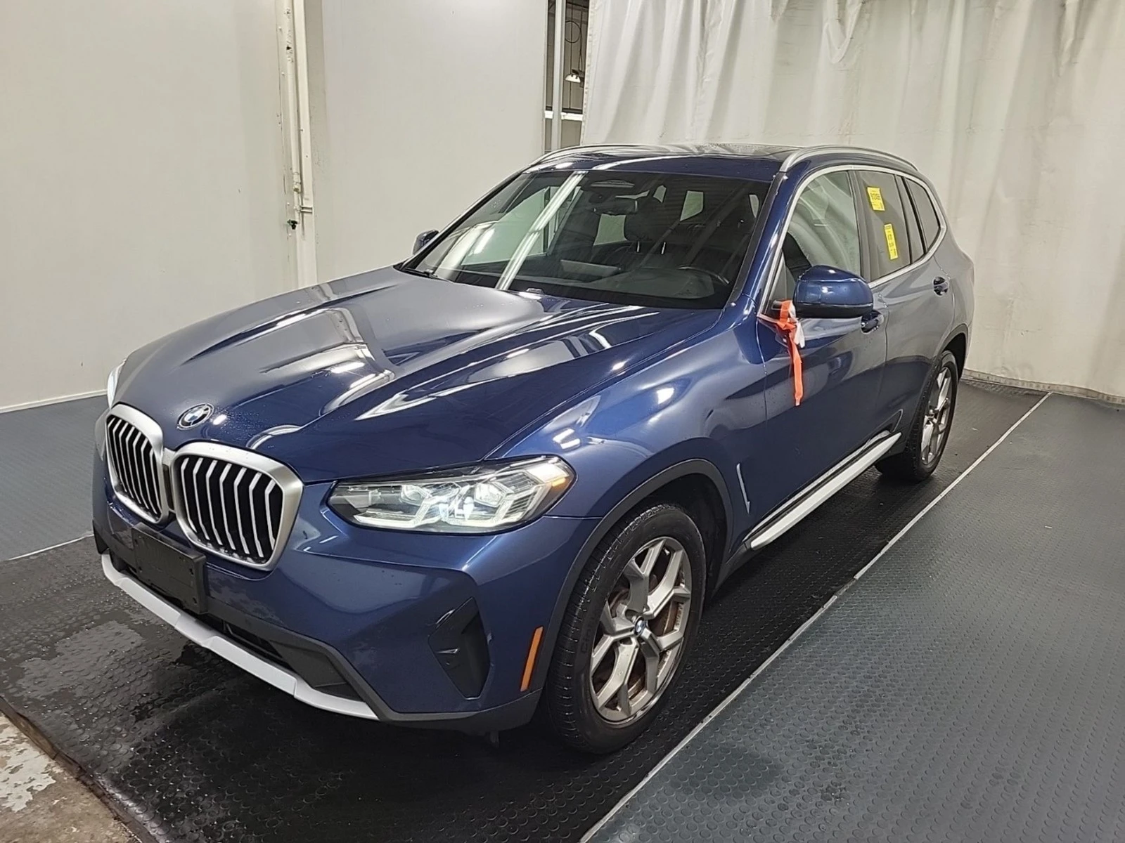 BMW X3 XDRIVE30I - DISTRONIC - ПОДГРЕВИ - ПАНОРАМА, снимка 3 - Автомобили и джипове - 56692365