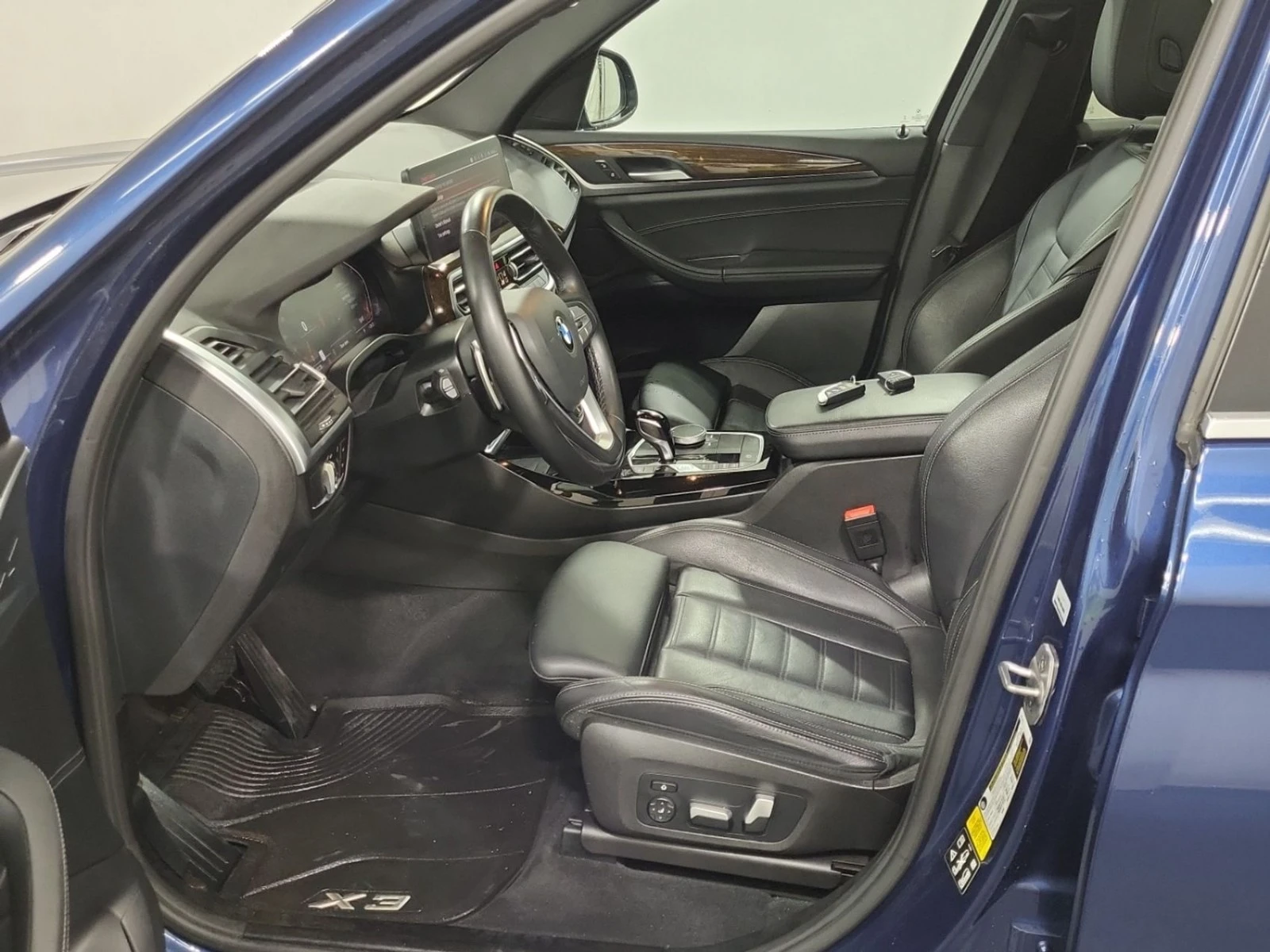 BMW X3 XDRIVE30I - DISTRONIC - ПОДГРЕВИ - ПАНОРАМА, снимка 9 - Автомобили и джипове - 56692365