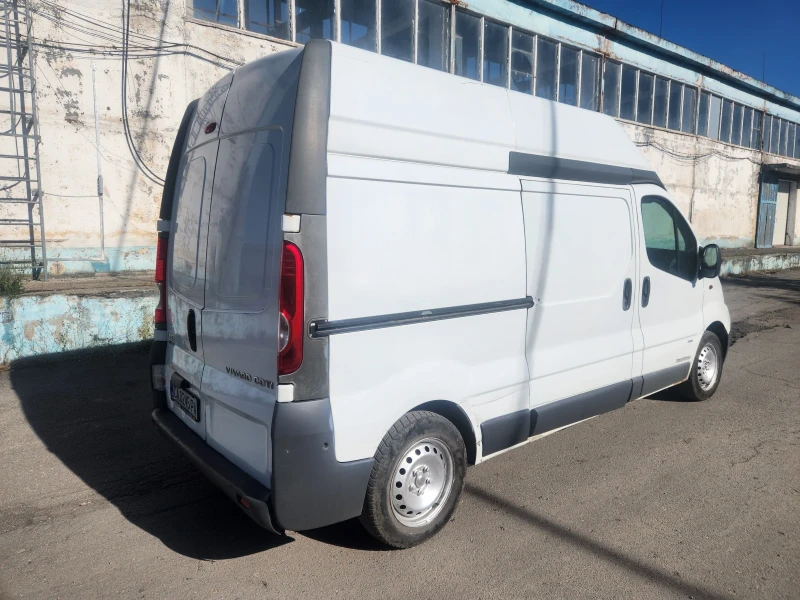 Opel Vivaro 2.0cdti ХЛАДИЛЕН, снимка 5 - Бусове и автобуси - 52116654