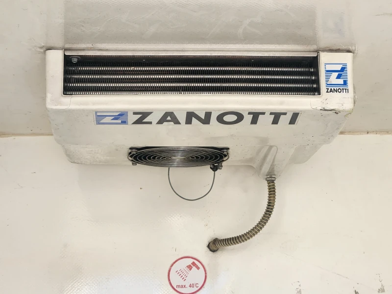 Opel Vivaro 2.0cdti ХЛАДИЛЕН, снимка 8 - Бусове и автобуси - 52116654