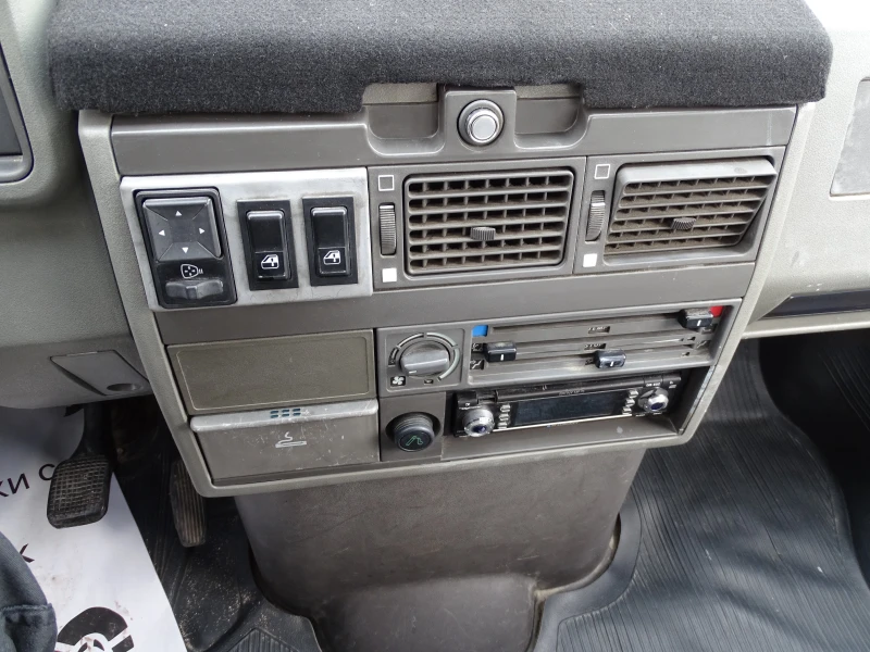 Iveco Daily 35C10  КАТ. * Б* , снимка 15 - Бусове и автобуси - 53382670