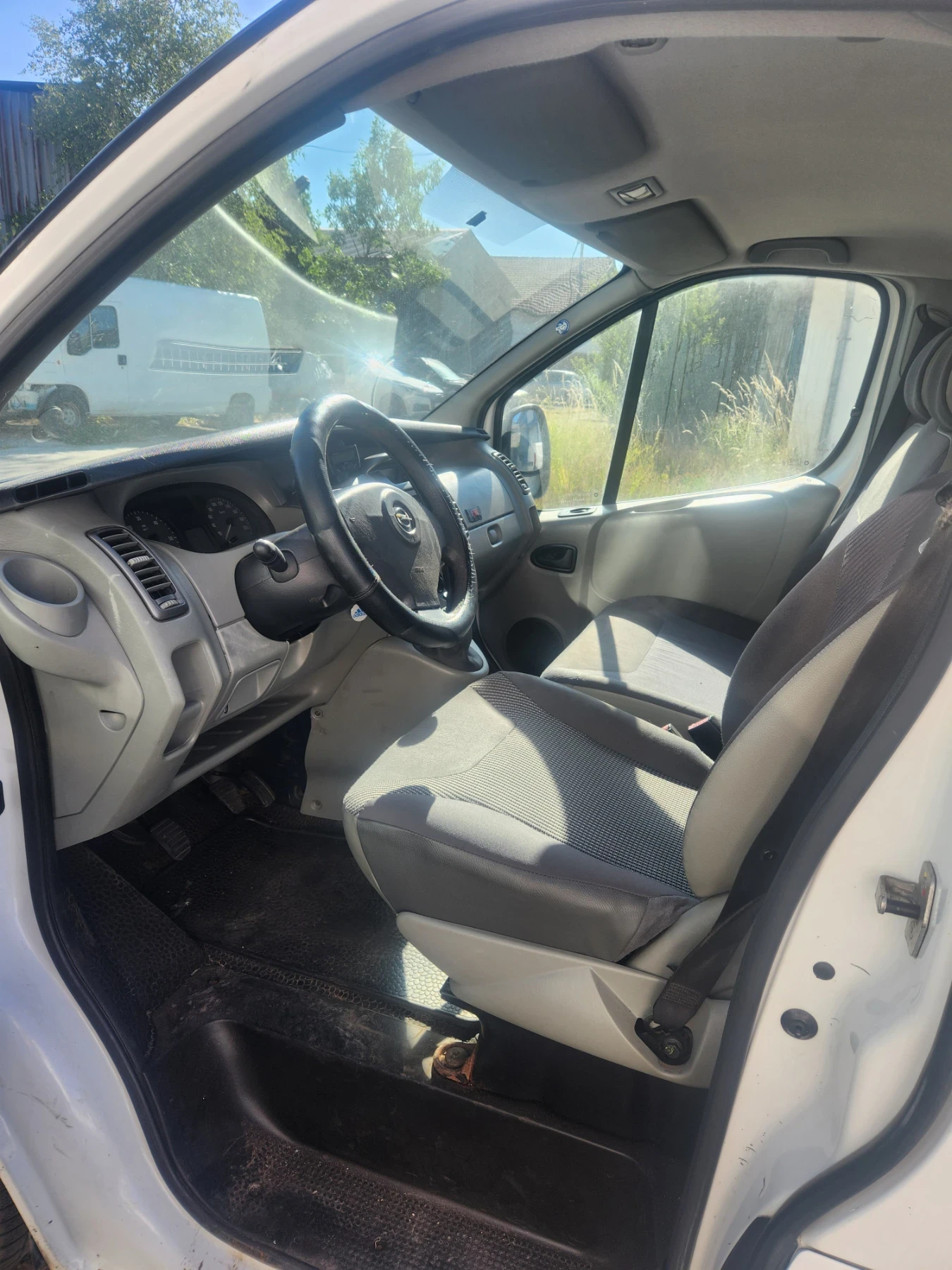 Opel Vivaro 2.0cdti ХЛАДИЛЕН - изображение 6