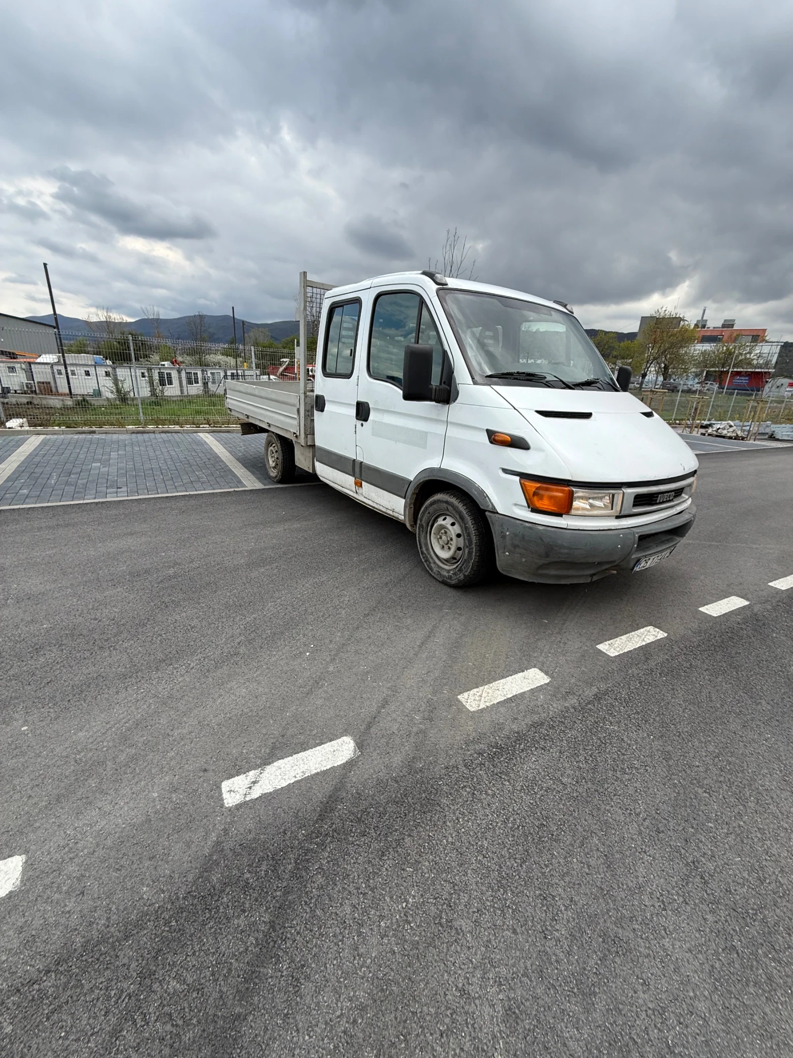 Iveco Daily, снимка 2 - Бусове и автобуси - 54288446
