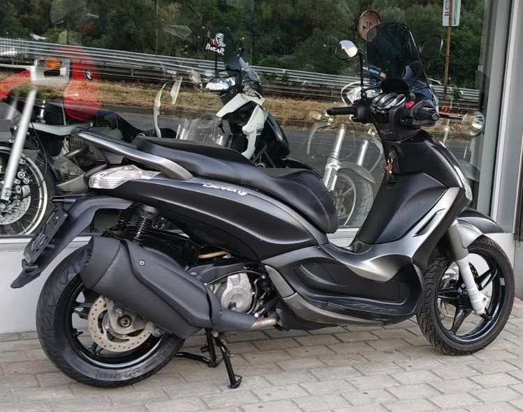 Piaggio Beverly 350 ASR/ABS Sport Touring - изображение 4