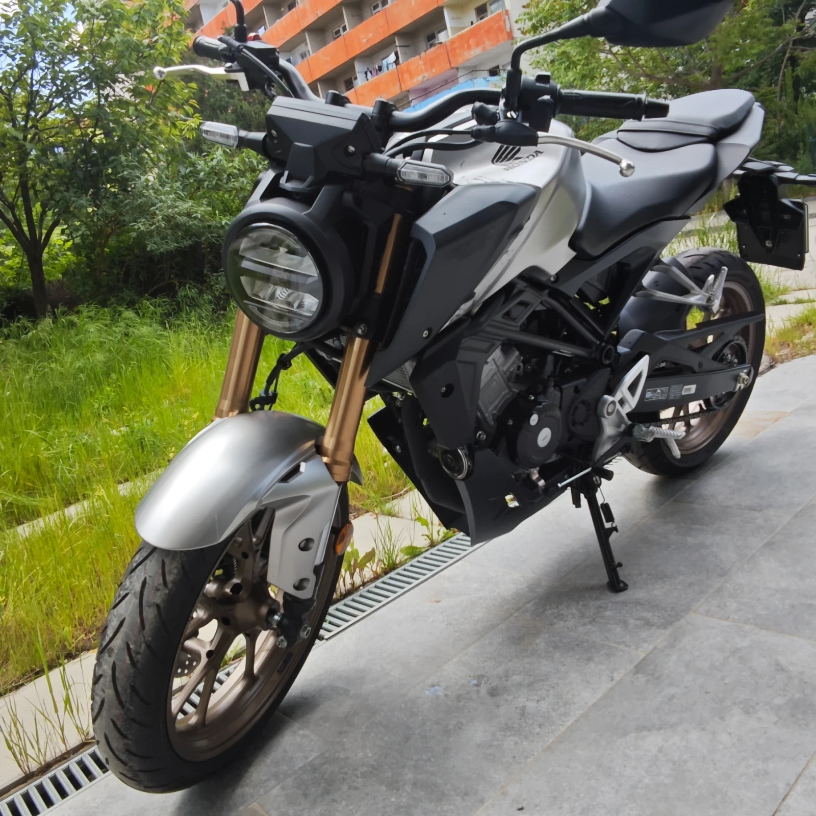Honda Cb 125r, снимка 4 - Мотоциклети и мототехника - 54678239