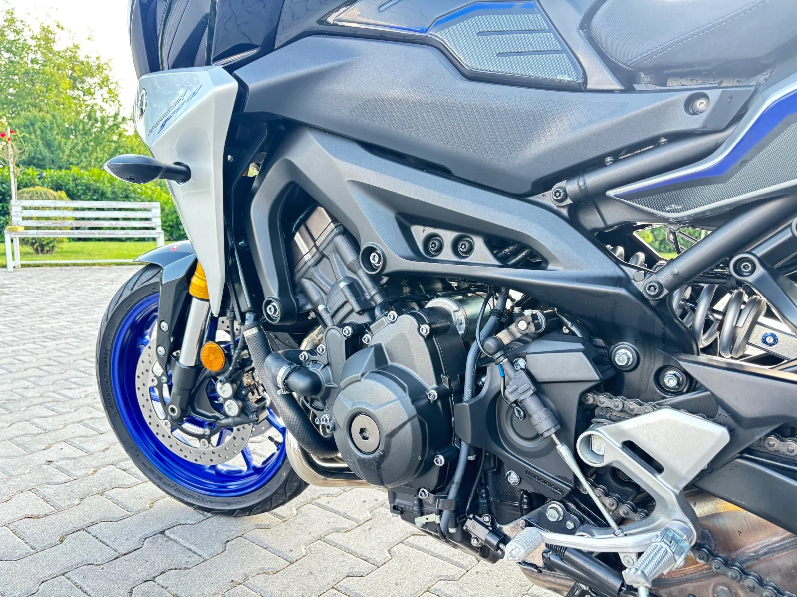Yamaha Tracer GT 900, 5500 км, НОВ!, снимка 7 - Мотоциклети и мототехника - 55051453