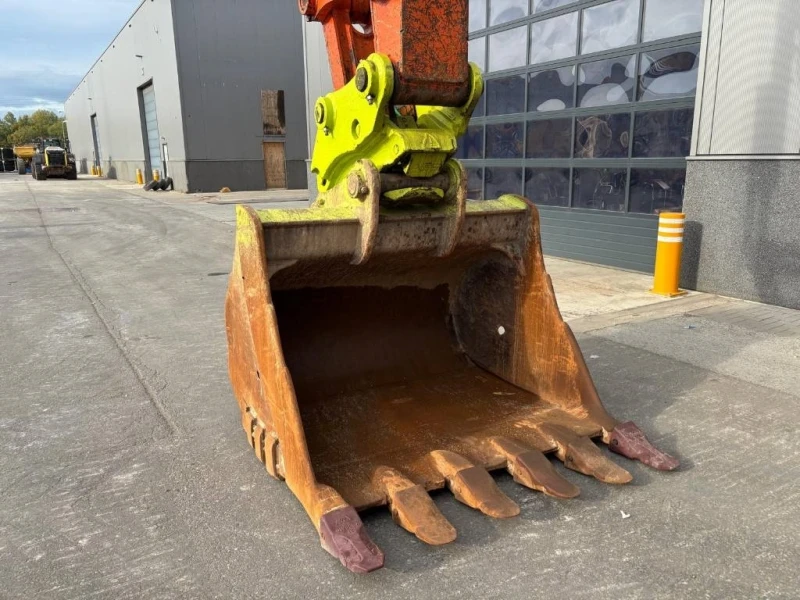 Багер Hitachi ZX 490 LC H-6, снимка 7 - Индустриална техника - 52318526