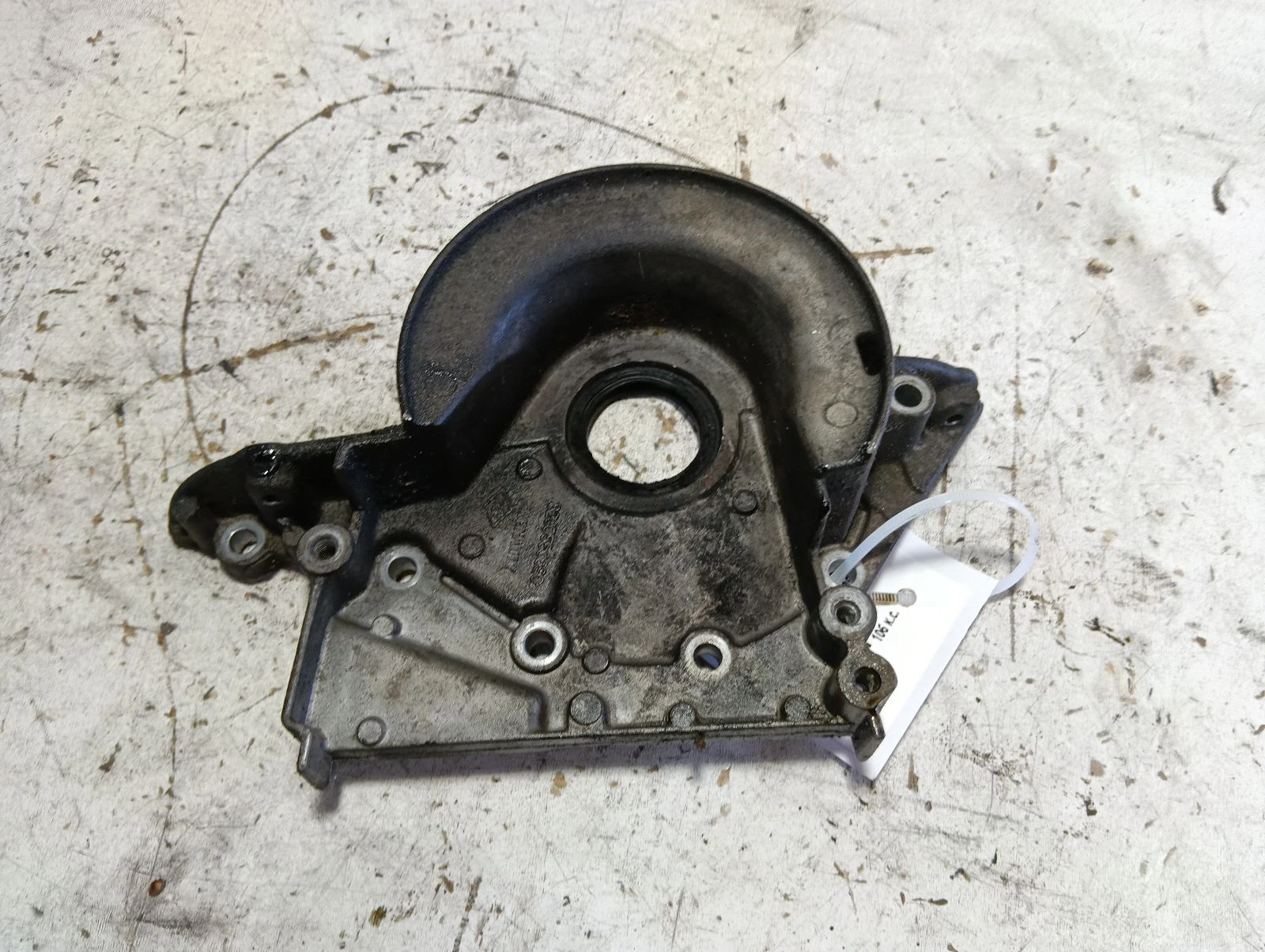 планка 8200563690 Нисан Кашкай 1.5 DCI