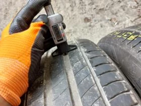 Гуми Летни 235/55R17, снимка 4