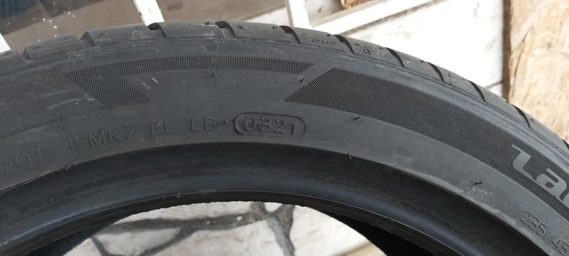 Гуми Летни 235/45R17, снимка 6 - Гуми и джанти - 32781593