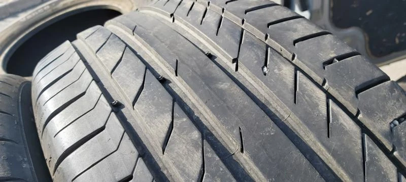 Гуми Летни 235/50R18, снимка 5 - Гуми и джанти - 32916651