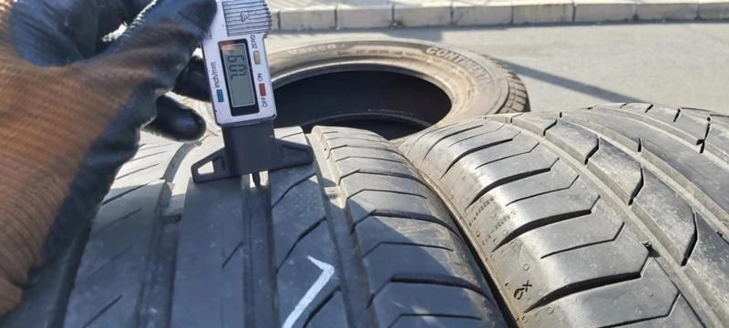 Гуми Летни 235/50R18, снимка 4 - Гуми и джанти - 32916651