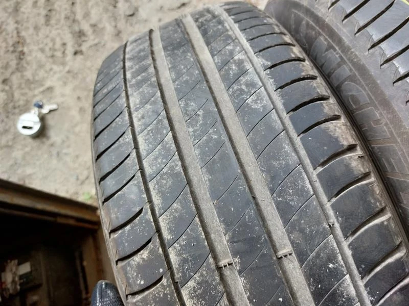 Гуми Летни 235/55R17, снимка 2 - Гуми и джанти - 37107193