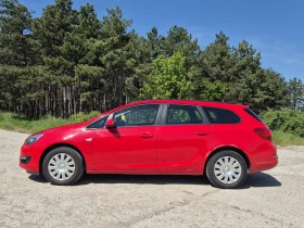 Opel Astra Sports Tourer, снимка 2