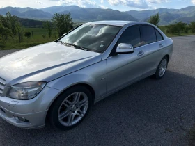 Mercedes-Benz C 220, снимка 2