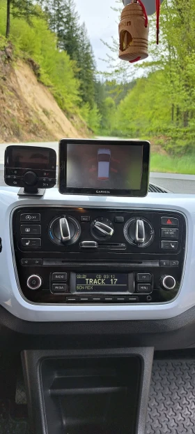 VW Up | Mobile.bg    8