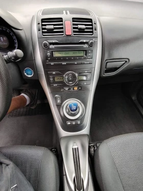 Toyota Auris 1.8i HYBRID 98кс.(120), снимка 14