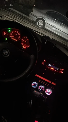 BMW 318 1.8is m42 - 5380 € / 10522.37 лв. - 83147228 9