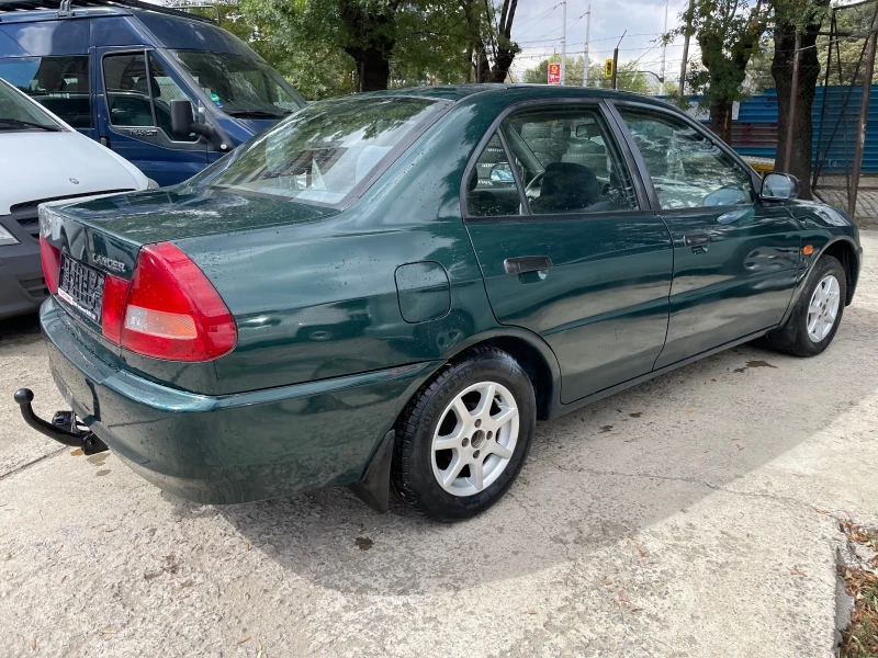 Mitsubishi Lancer 1.3 GLXi, снимка 3 - Автомобили и джипове - 38127325