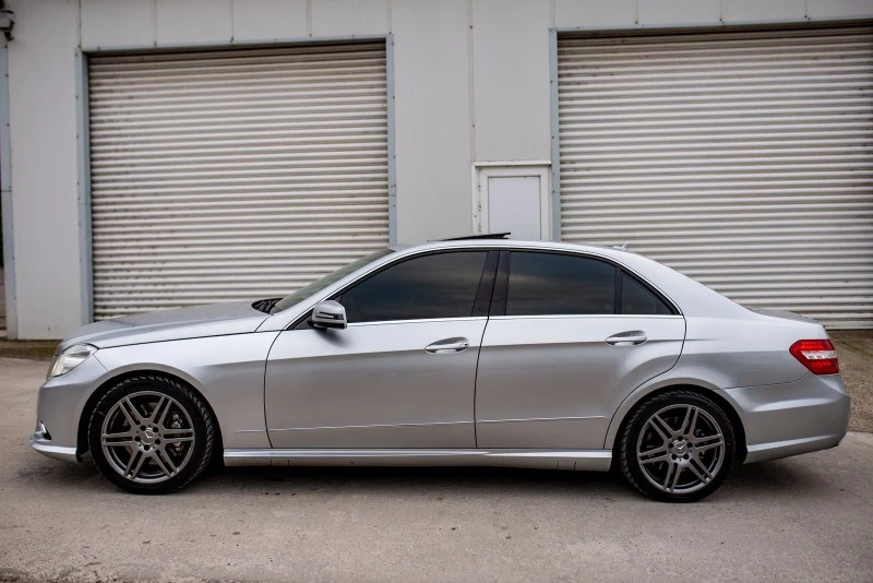 Mercedes-Benz E 500 Мерцедес Е550* 2010 Газ* Бензин, снимка 10 - Автомобили и джипове - 45876147