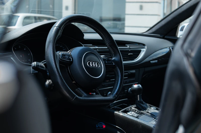 Audi Rs7 Sportback 4.0 TFSI quattro, снимка 11 - Автомобили и джипове - 47056569