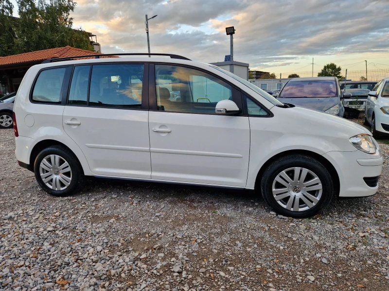 VW Touran 1.9TDI DSG, снимка 6 - Автомобили и джипове - 47500100