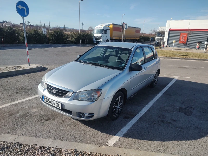 Kia Cerato 1.6 бензин, снимка 1 - Автомобили и джипове - 47771184