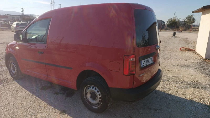 VW Caddy 2.0 TDI 4MOTION Фейслифт , снимка 3 - Автомобили и джипове - 47890775